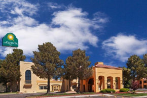 Отель La Quinta Inn by Wyndham Las Cruces Mesilla Valley  Лас-Крусес